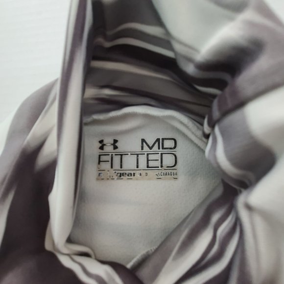 Under Amour ColdGear Fitted Printed Turtleneck Gray and White Size Medium - Picture 2 of 12